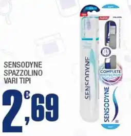 Splendidi e Splendenti Sensodyne spazzolino offerta