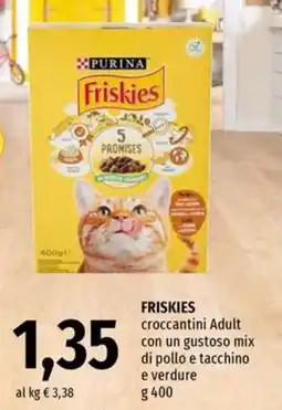 Famila Superstore FRISKIES croccantini Adult con un gustoso mix di pollo e tacchino e verdure offerta
