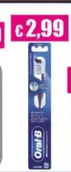 Acqua & Sapone Oral-B Medium Brush offerta