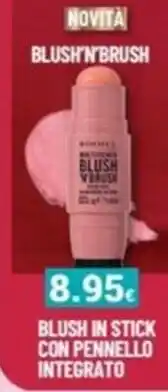 Tigotà RIMMEL Blush'n'brush blush in stick con pennello integrato offerta