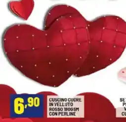 Risparmio Casa Cuscino cuore in velluto rosso 190gsm con perline offerta
