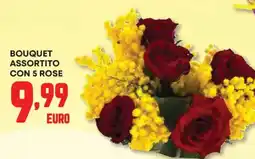 Panorama Bouquet con 5 rose offerta