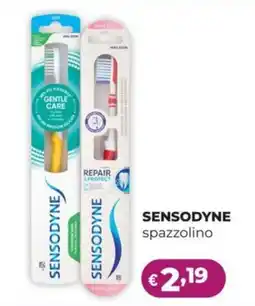 La Saponeria SENSODYNE spazzolino offerta