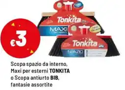 Iper La Grande Scopa spazio da interno, Maxi per esterni TONKITA o Scopa antiurto BIB offerta
