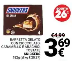 Supermercati Gulliver Barretta gelato con cioccolato, caramello e arachidi tostate SNICKERS offerta