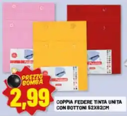 Risparmio Casa Coppia federe tinta unita con bottoni offerta