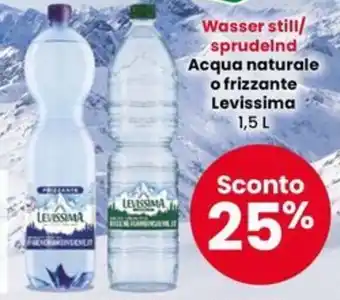 Acqua naturale o frizzante Levissima
