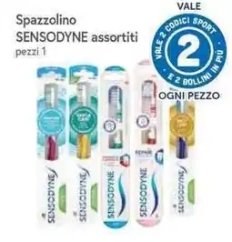 Famila Superstore Spazzolino Sensodyne assortiti offerta
