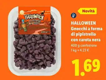 Halloween Gnocchi a forma di pipistrello con carota nera