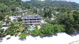 MD Discount CROWN BEACH HOTEL MALDIVES offerta