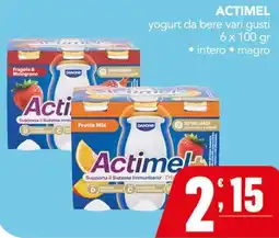 Gruppo di Palo Actimel yogurt da bere offerta