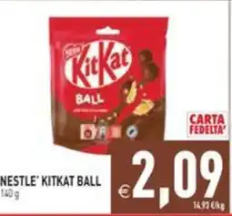 Pim Supermercati Nestlé KitKat Ball offerta
