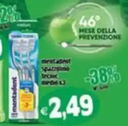Il Castoro Supermercati mentadent spazzolino tecnico medio offerta
