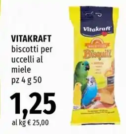 Famila Superstore Vitakraft biscotti per uccelli al miele offerta
