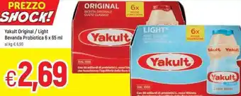 Famila Yakult Original / Light Bevanda Probiotica 6x65ml offerta
