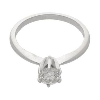 Nacional Monte de Piedad Anillo solitario con diamante en oro blanco 18 kilates. oferta