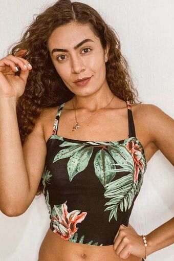 Santory Playera crop con tirantes oferta