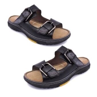Sandalia casual en piel