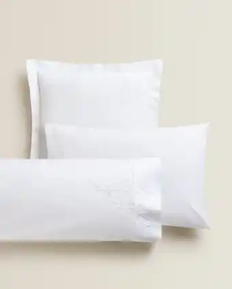 Funda de almohada bordado ramas