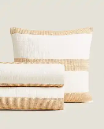 ZARA HOME Colcha jacquard rayas waffle oferta