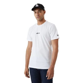 New Era Playera manga corta new era essential script blanca oferta