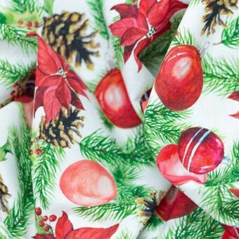 Karma estampado navideño | esferas y piñas