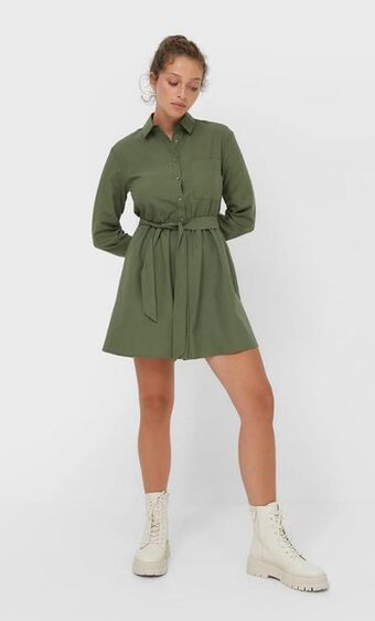 Stradivarius Vestido corto oxford oferta