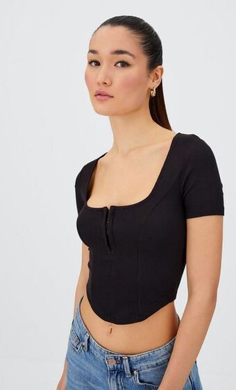 Stradivarius Camiseta manga corta corchetes oferta