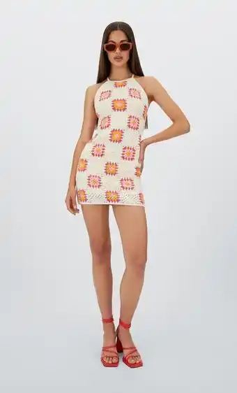 Vestido crochet flores