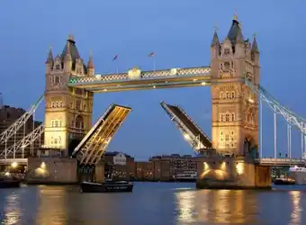 Juguetrón Wuundentoy gold edition puente de londres 500 pzas oferta