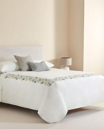 ZARA HOME Funda nórdica estampado flores azules oferta