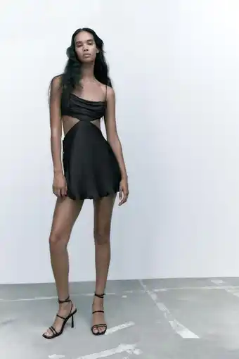 ZARA Vestido drapeado cut out oferta