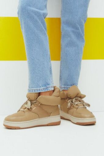 H&M Tenis altos con forro cálido oferta