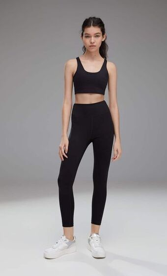 Stradivarius Legging deportivo sculpt oferta
