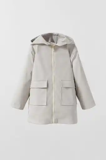 ZARA Chubasquero engomado snaps oferta