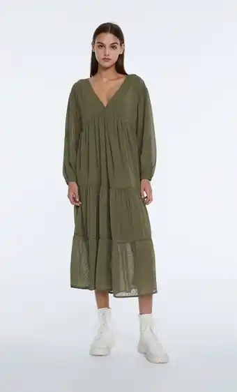 Vestido midi volantes tul con relieve