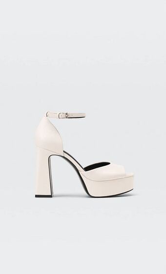 Stradivarius Sandalias tacón plataforma oferta