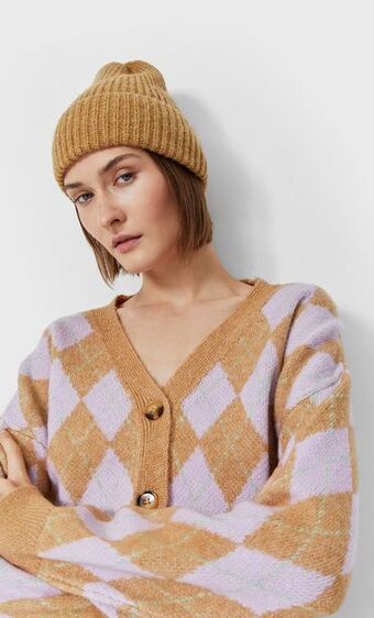 Stradivarius Gorro beanie básico oferta