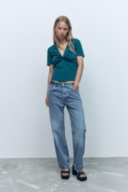 ZARA Camiseta detalle nudo oferta