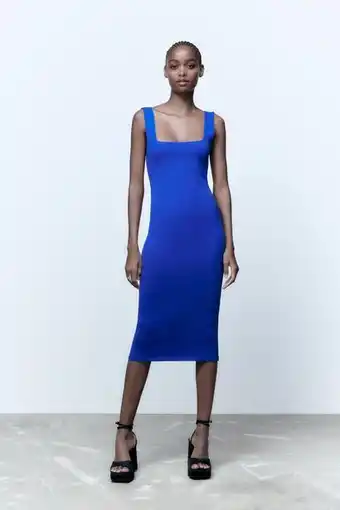 ZARA Vestido escote cuadrado oferta