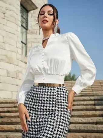 SHEIN Shein x farah blusa de cuello v de manga farol con botón falso bajo fruncido oferta