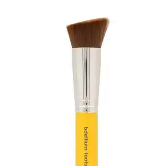 Nuestro Secreto Studio 956 slanted precision kabuki | brocha oferta