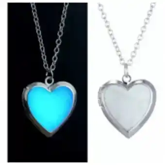 Collar relicario foto corazon brilla oscuridad parejas amor