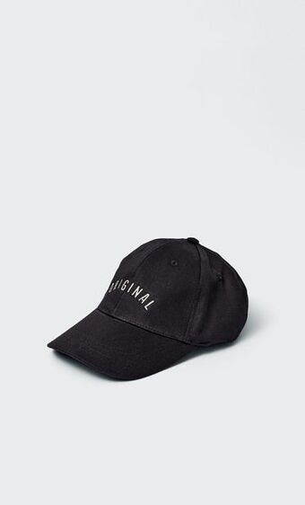 Stradivarius Gorra mensaje oferta