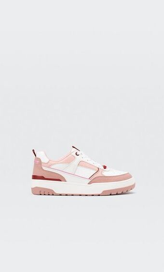 Stradivarius Zapatillas detalle piezas oferta