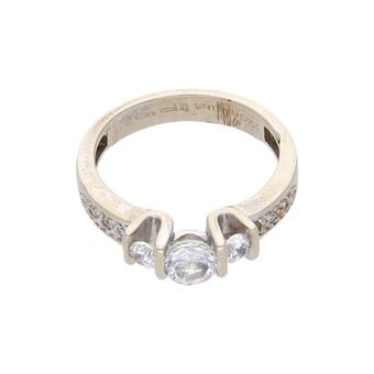 Nacional Monte de Piedad Anillo diseño especial con sintéticos en oro blanco 14 kilates. oferta