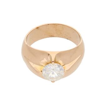 Nacional Monte de Piedad Anillo diseño especial en oro amarillo 18 kilates. oferta