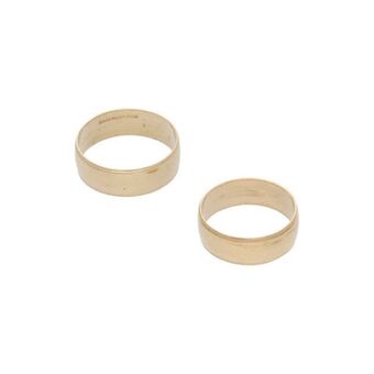 Nacional Monte de Piedad Dos argollas diseño especial en oro amarillo 14 kilates. oferta