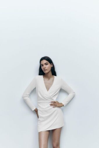 ZARA Vestido drapeado oferta