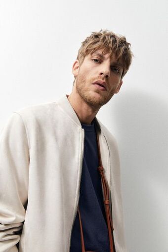 ZARA Cazadora bomber efecto ante oferta